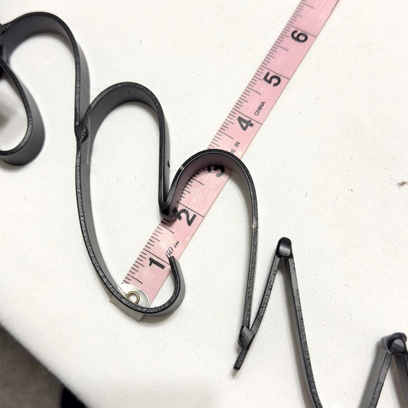 DREAM Black Iron Metal “dream” shelf decor tabletop freestanding sign 21”x7” - Picture 5 of 12